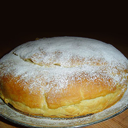 Фытыр по-египетски (слоеный пирог с заварным кремом)
