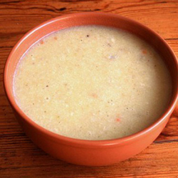 Молочный суп с горохом и перловой крупой