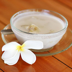 Kuay Namuan (Кьяй Намуан) — бананы в кокосовом молоке