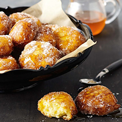 Лукумадес — пончики с мёдом