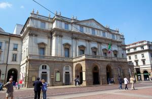 Оперный театр Ла Скала в Милане