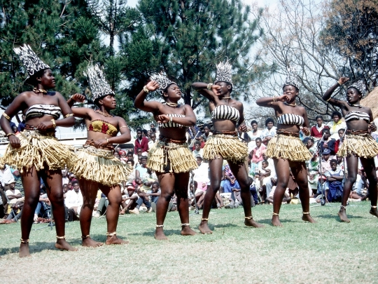 Обычаи и традиции Зимбабве