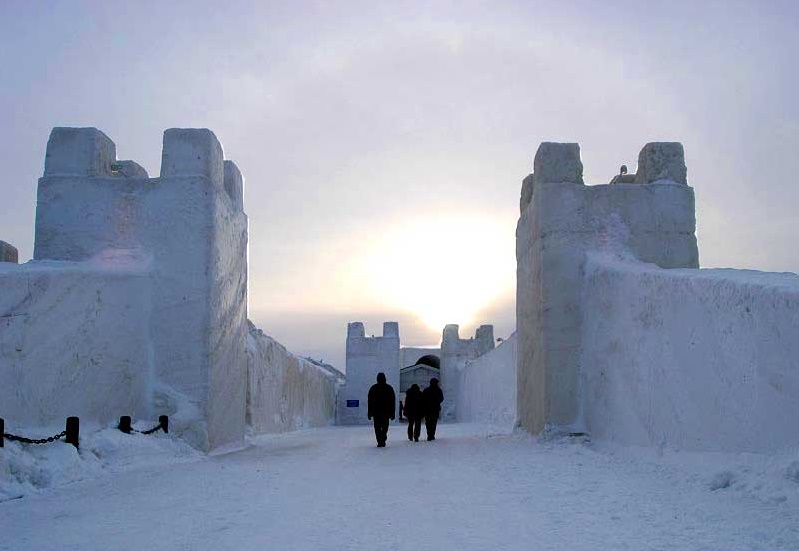 Снежный замок Lumilinna