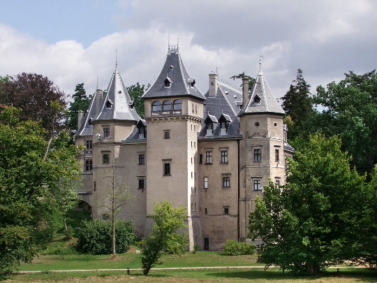 Голуховский замок