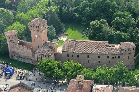 Замок Кастелло ди Формиджине
