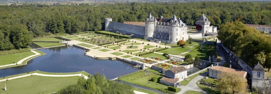 Замок Ла Рош-Курбон