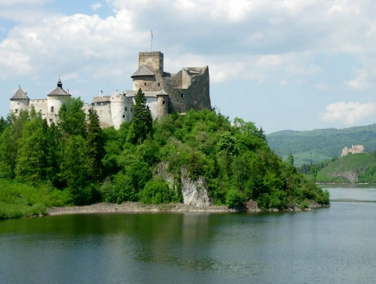 Замок Недзица