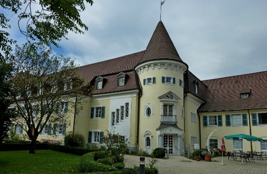 Замок Рейнвелер